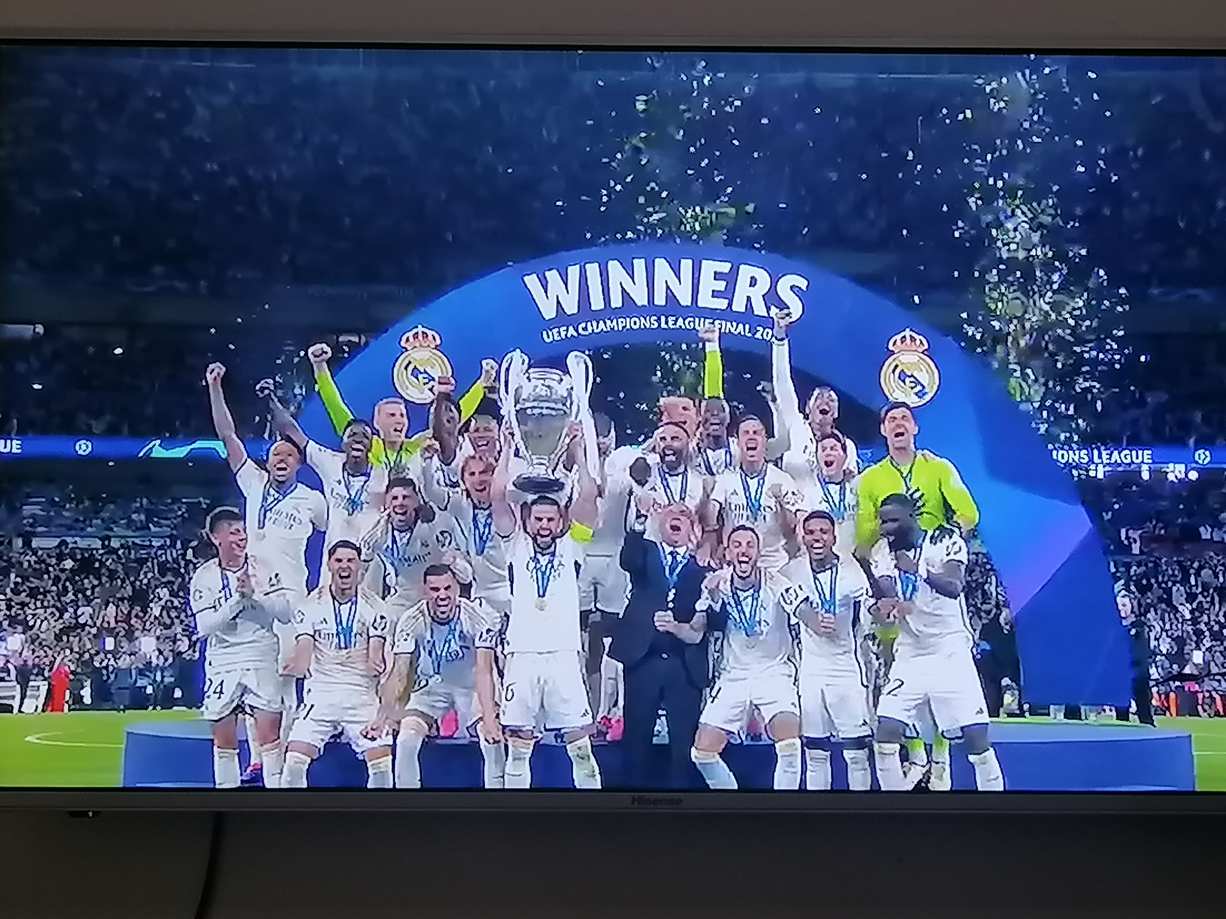 开云APP-皇家马德里新援表现出色，助球队斩获胜利的简单介绍