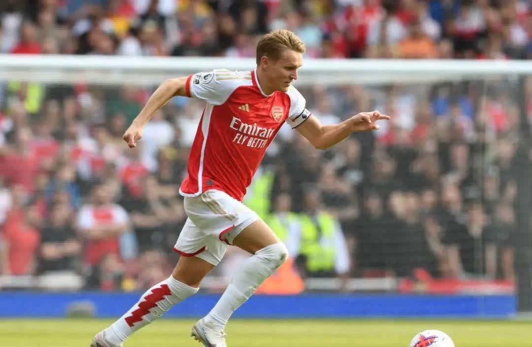 开云体育入口-包含阿森纳遭遇困境，英格兰足球联赛前景黯淡！的词条