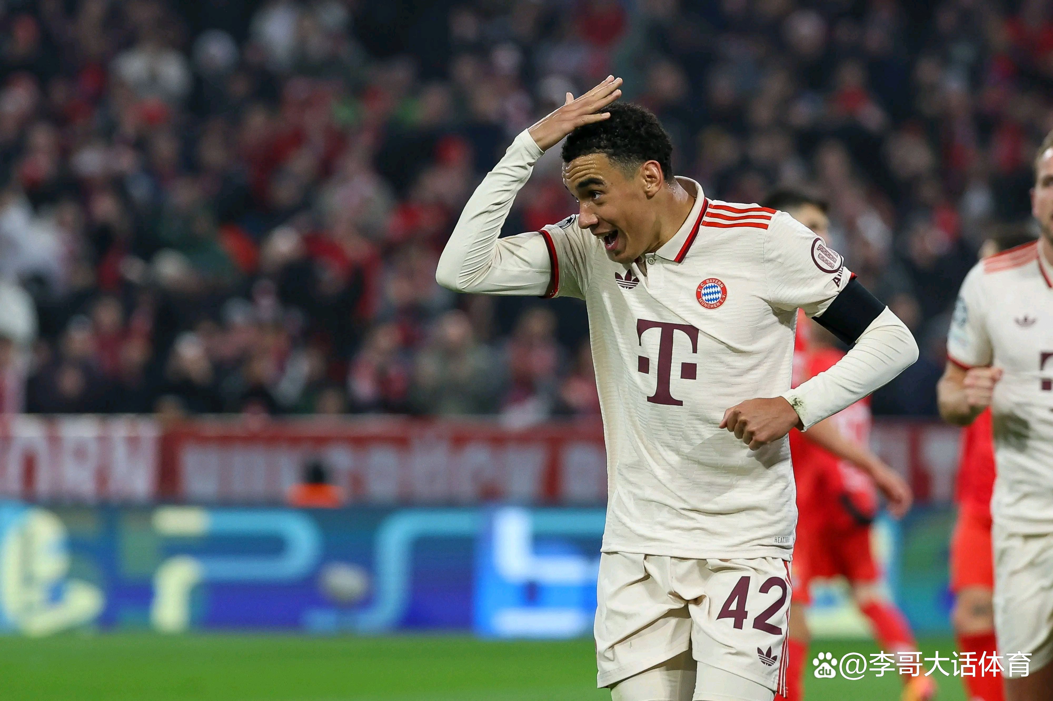 开云体育登录-包含穆勒梅开二度，拜仁-大胜比利亚雷亚尔晋级！的词条