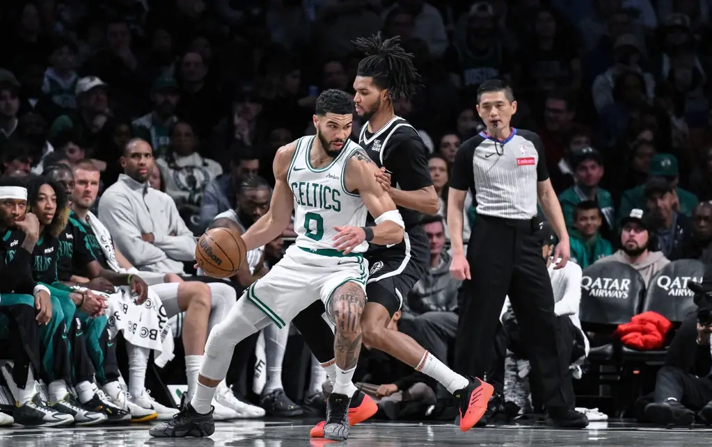 谢菲联遭遇挑战，比赛局势扑朔迷离的简单介绍