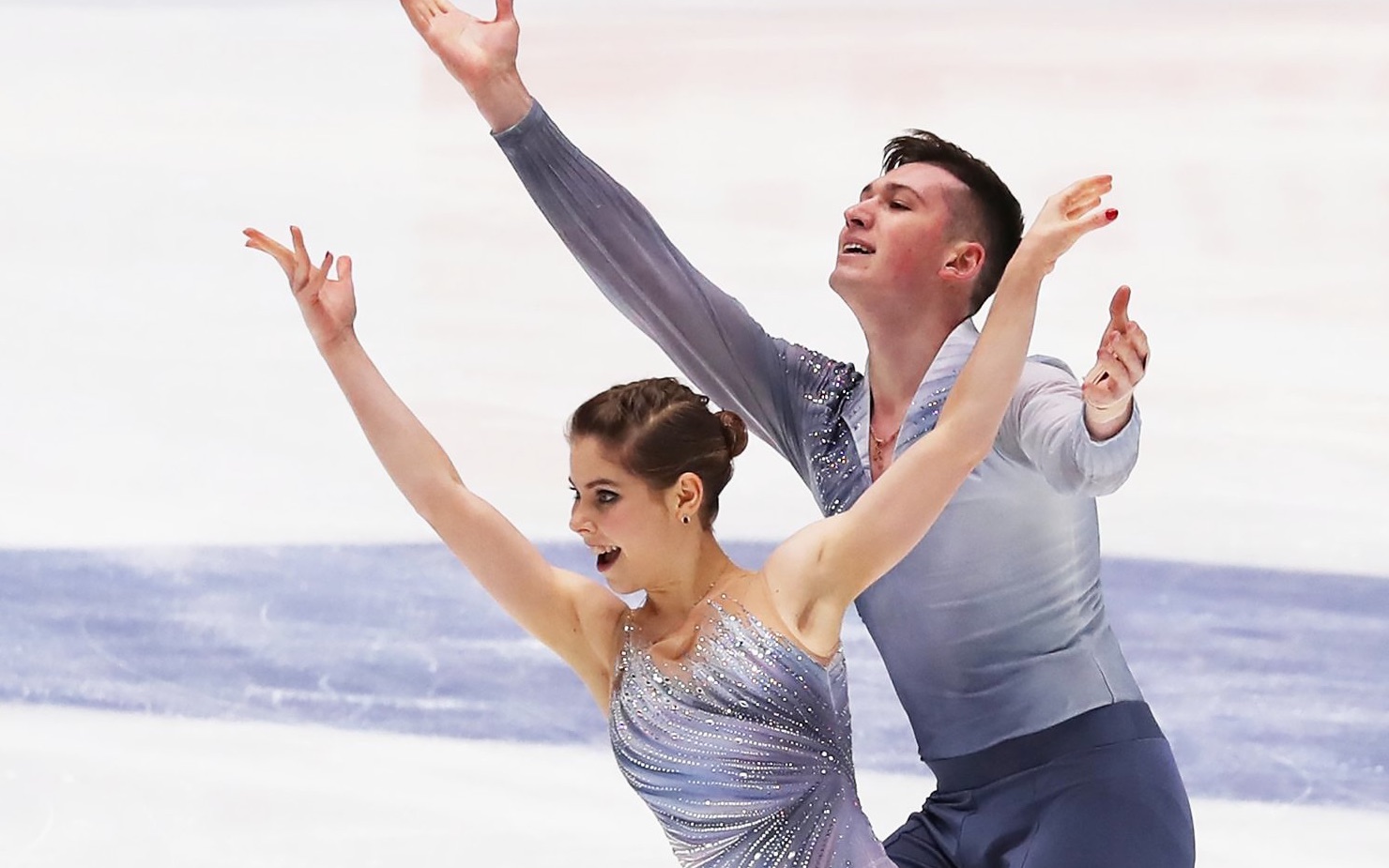 开云体育入口-英国运动员发挥出色获得银牌