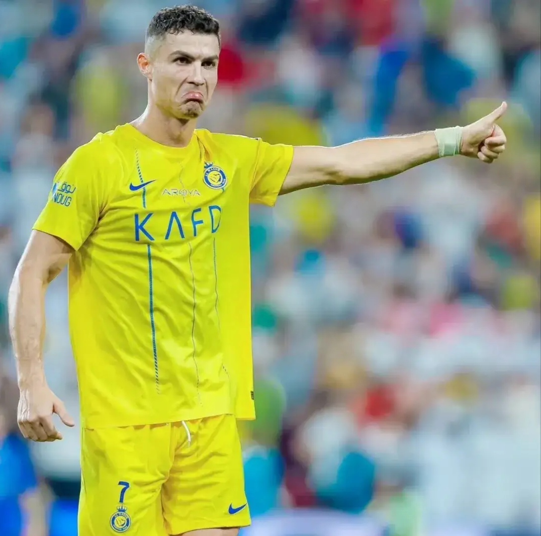 巴萨战平英格兰,C罗帽子戏法亚洲杯的简单介绍 巴萨战平英格兰,C罗帽子戏法亚洲杯的简单介绍