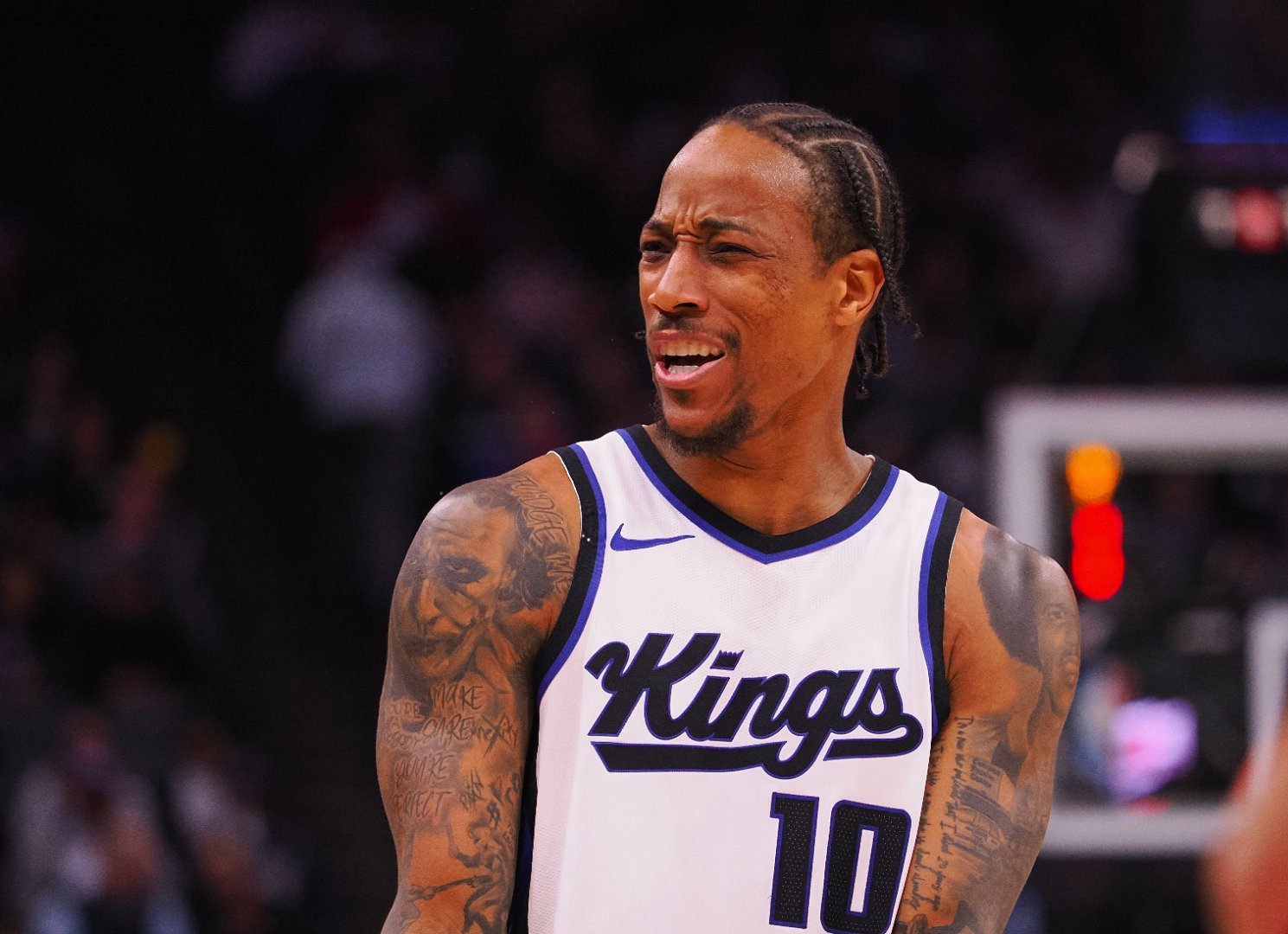 开云下载-马刺力克奇才，德罗赞狂砍33分