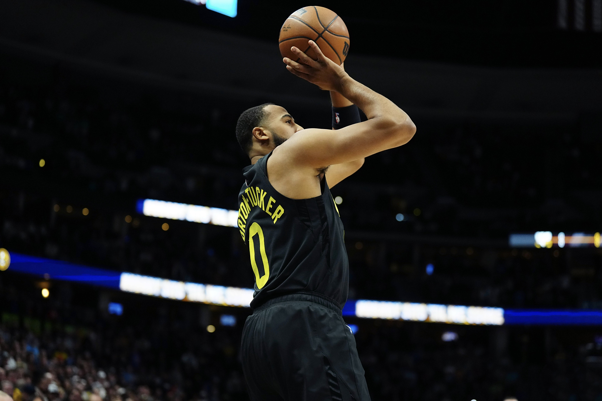 开云体育APP下载-爵士力克篮网，接连赢球