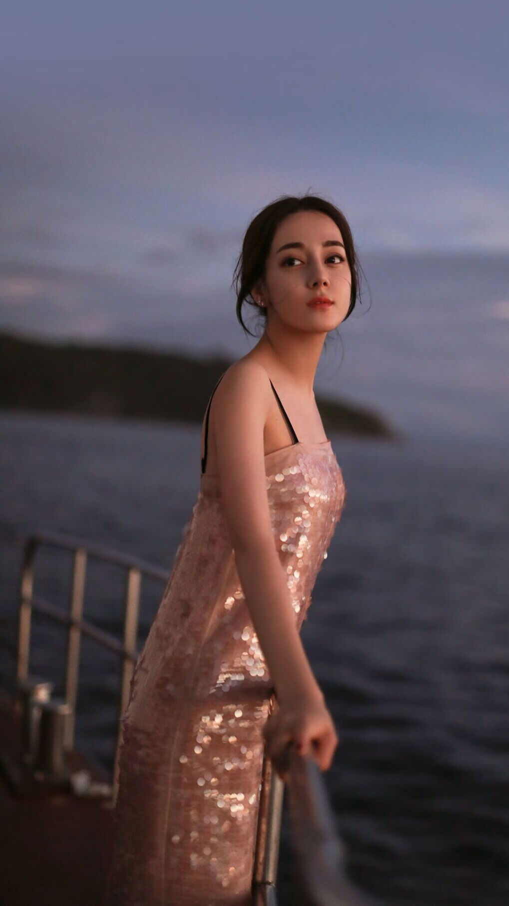 开云体育官网-武切维奇狂砍30+20统治禁区，北京队末节发力逆转骑士