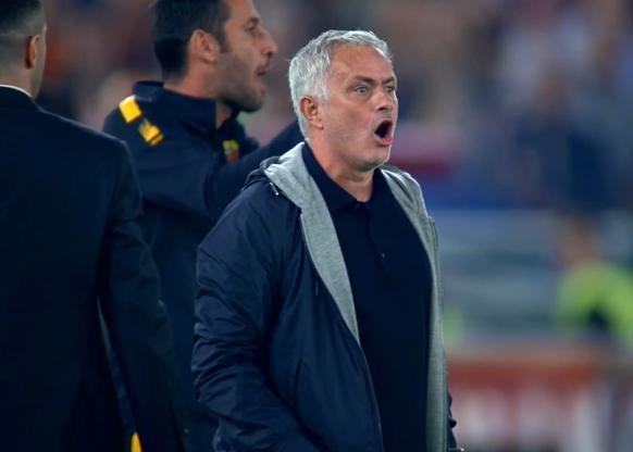 开云体育-奥斯梅恩成为全场焦点，智利巅峰对决胜出冰岛